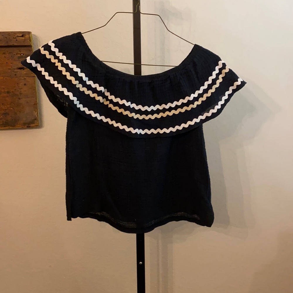 Gibson black top with white stripe